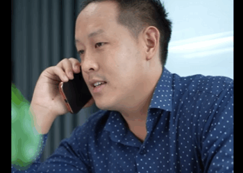 G3010002 ผมตั้งใจทำงานทุกอย่าง หาเงินเพื่อทำให้ชีวิตความเป็นอยู่ของเราดีขึ้น แต่คุณ part2