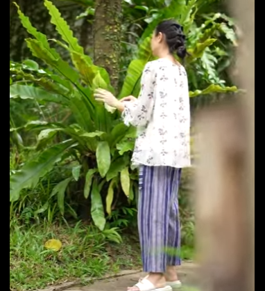 G3010003 ฉันไม่เข้าใจเลยว่า ทำไมพ่อถึงแต่งงานกับผู้หญิงแบบเธอ part2