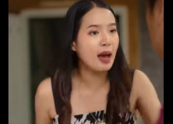 G2612016 คนกำล งก นข าว มาฉ หน าร านได ไง part2