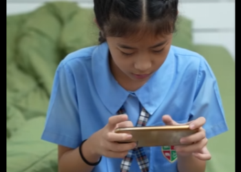 G1911024 นี่แม่เพิ่งเสียไป พ่อก็มีเมียใหม่เลยเหรอ part2